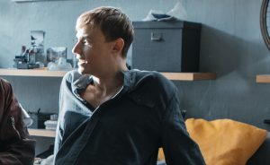 Dennis Mojen in „Spieleabend“ (Netflix)